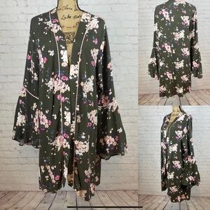 Rue21 Green Floral Print Open Front Bell Sleeve Kimono